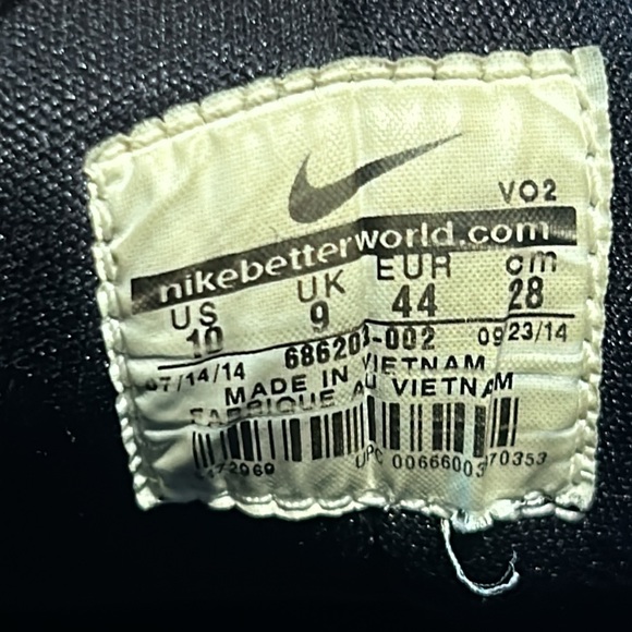 Nike Air Flight Huarache
‘Trash Talk’. Size-10. Excellent Condition. - Picture 11 of 11